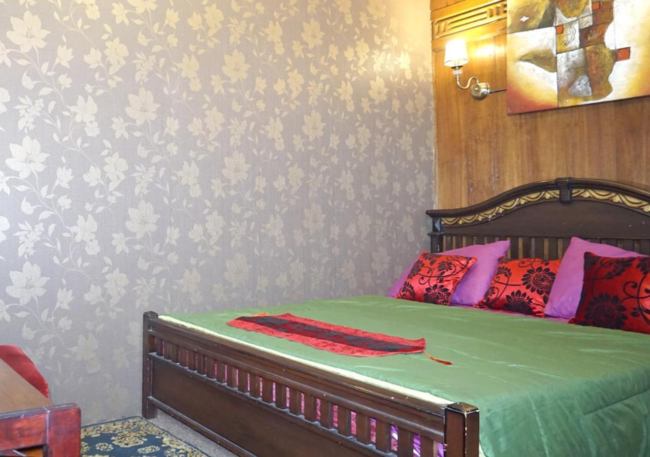 Homestay Badjoeri Ethnic Wooden Bandung