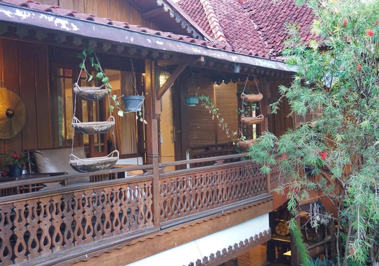 Séjour chez l'habitant Badjoeri Ethnic Wooden