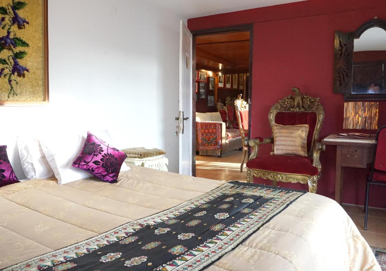 Homestay Badjoeri Ethnic Wooden